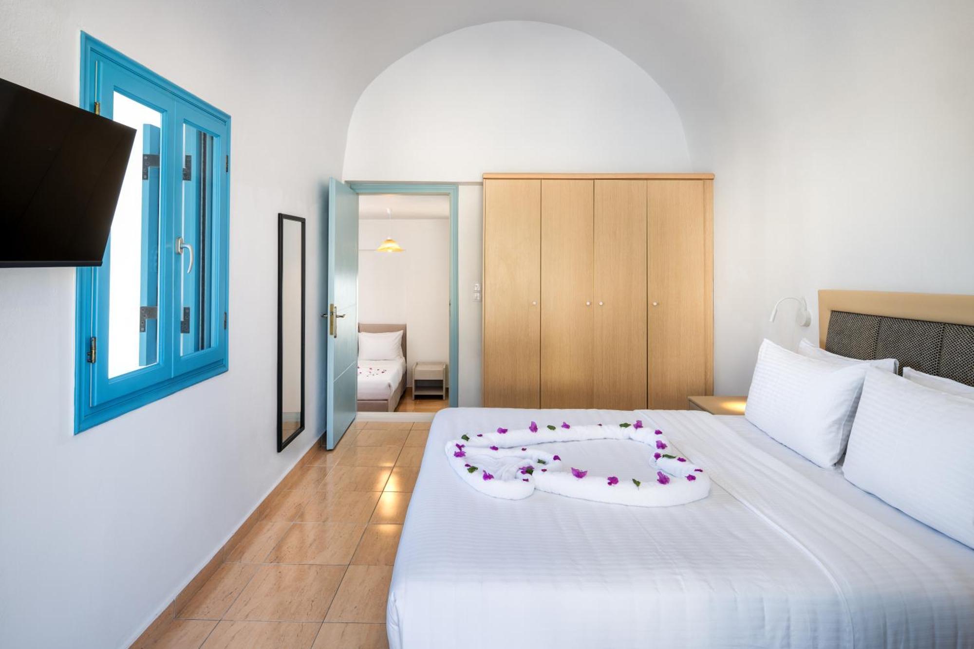 Hillside Elegance Suites Fira  Esterno foto